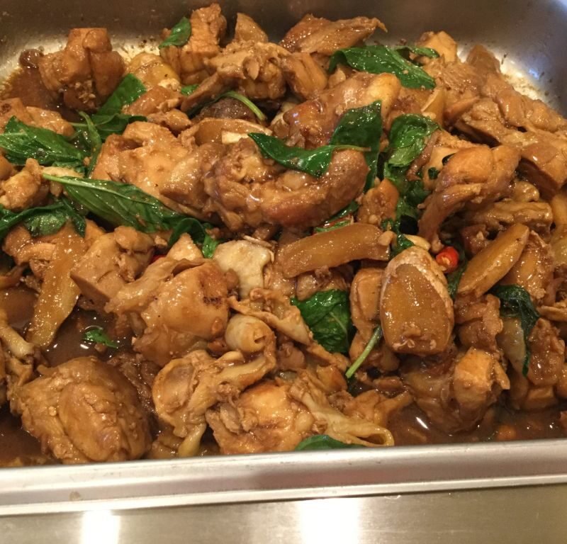 Basil Chicken Party Tray